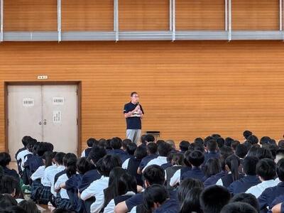 終業式校長.jpg