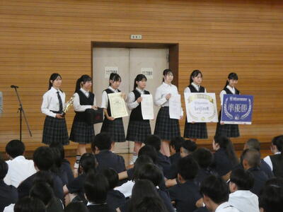 終業式ダンス.JPG
