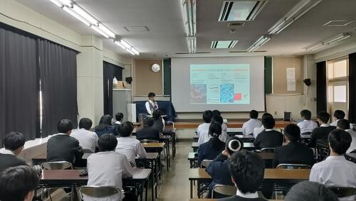 2年キャリア教育講演会_龍谷大学1.jpg