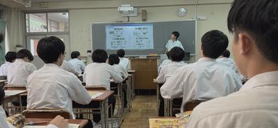 近藤さま写真（HP・SNS掲載用)_一部ぼかし.jpg